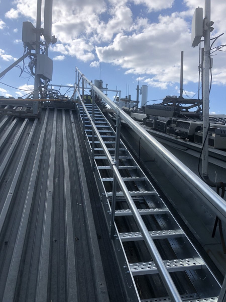 Лестница кровельная маршевая, универсальная Roofsystems Alum Next, 485 мм